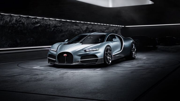 01 BUGATTI World Premiere Presskit Images