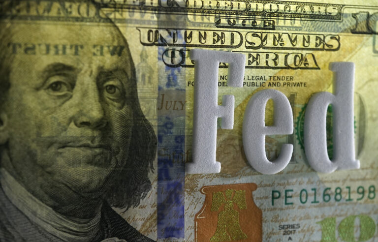 fed on hundred dollar bill interest rates federal reserve