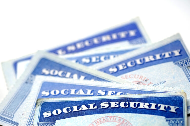 1729448425 gettyimages social security