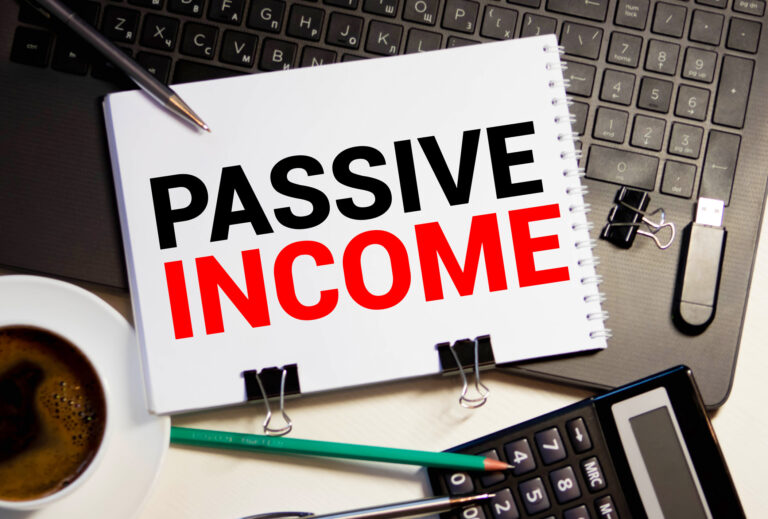 a pad with passive income written on it