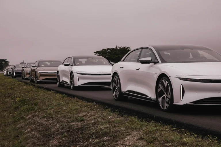 lucid air first customer deliveries