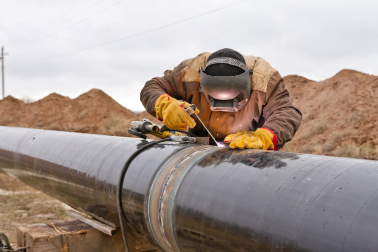 pipeline welder