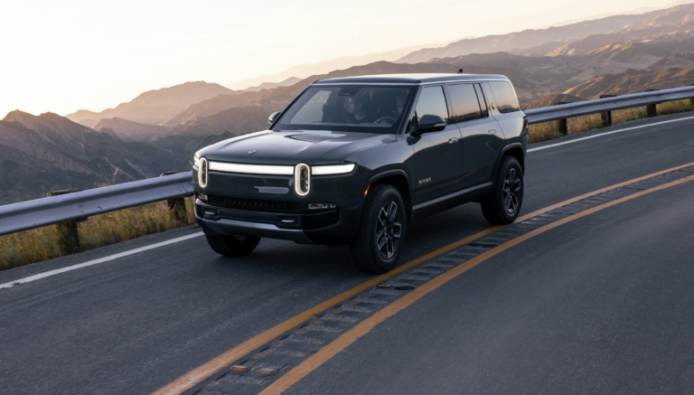 rivian r1s on scenic road